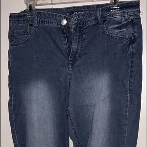 Avenue 14 butter denim legging
